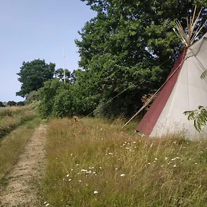 Luxe tent Thipi Khola, Val-Couesnon